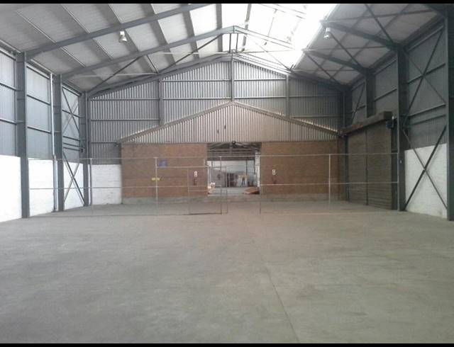 780M² WAREHOUSE TO LET IN EPPING INDUSTRIAL